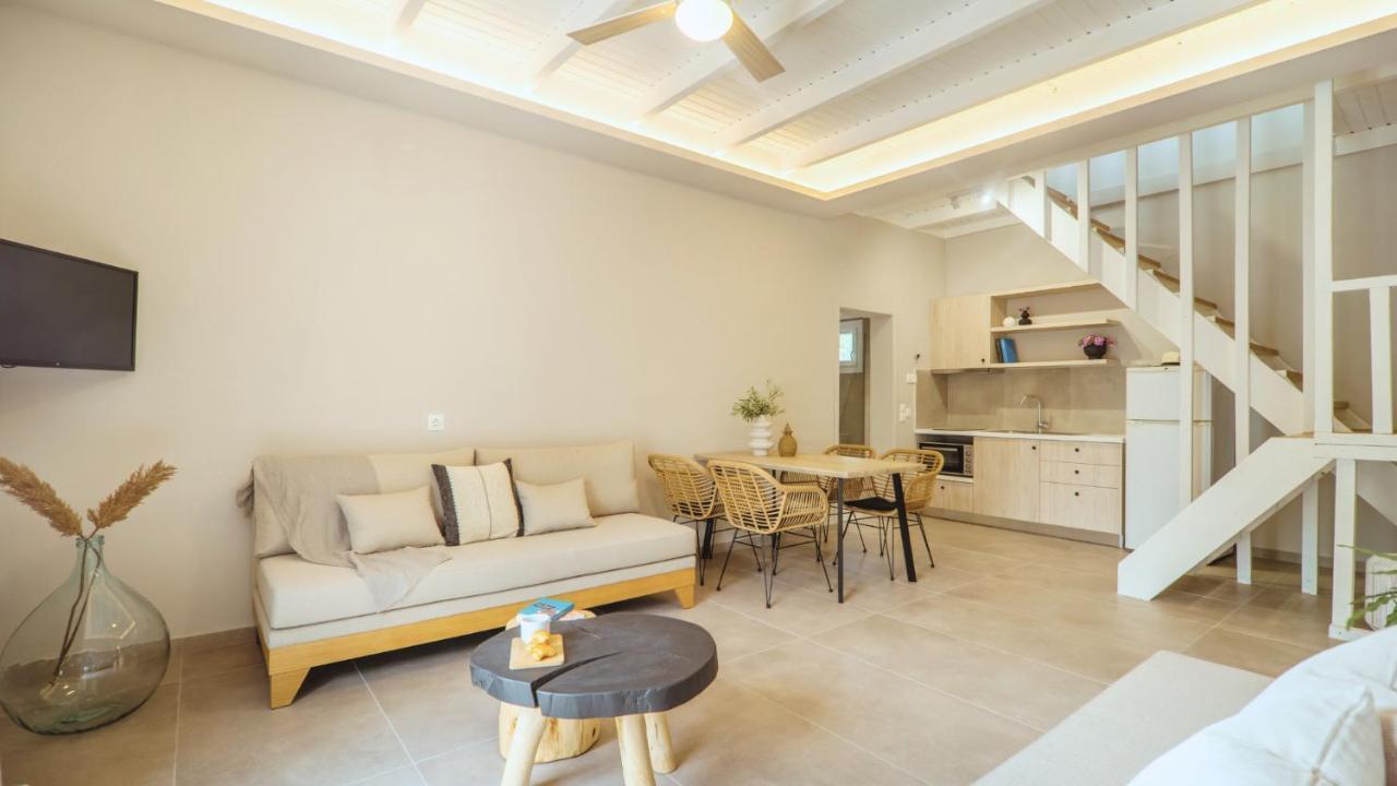 Fata Morgana Studios & Apartments Frangocastelo Ngoại thất bức ảnh