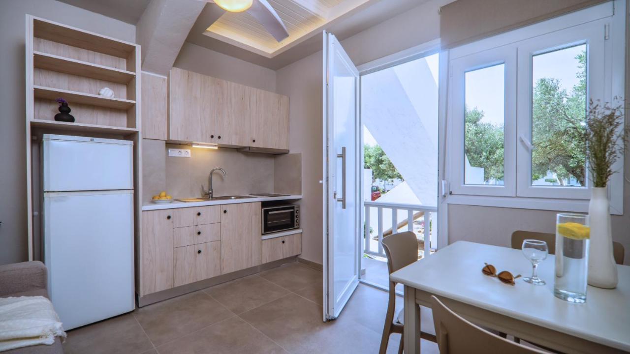 Fata Morgana Studios & Apartments Frangocastelo Ngoại thất bức ảnh