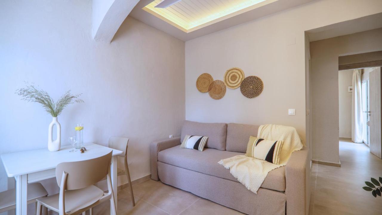 Fata Morgana Studios & Apartments Frangocastelo Ngoại thất bức ảnh