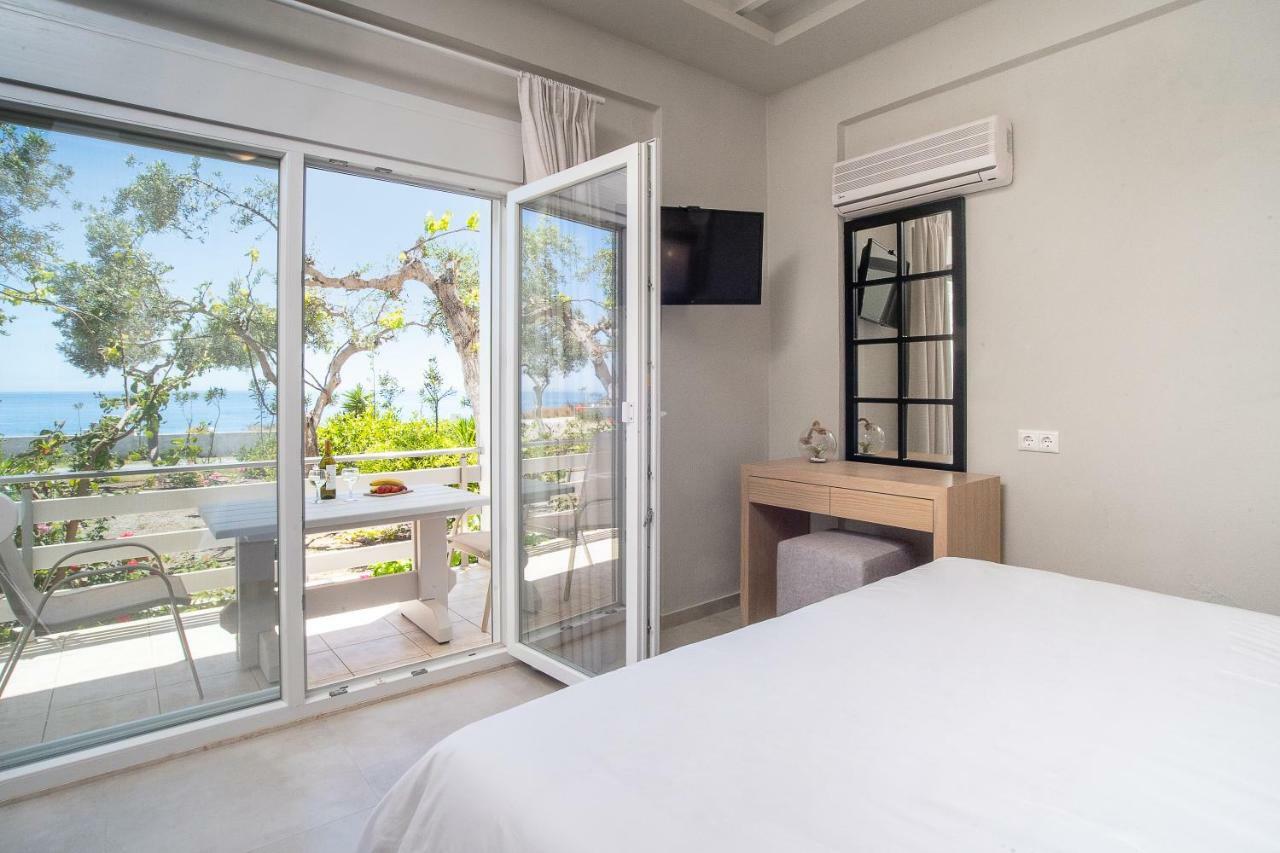 Fata Morgana Studios & Apartments Frangocastelo Ngoại thất bức ảnh